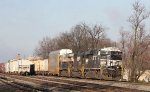 NS 8115 leads train 214 towards the signals at Aycock